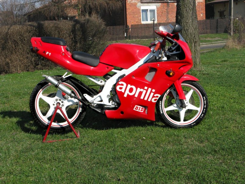 Априлия скутер