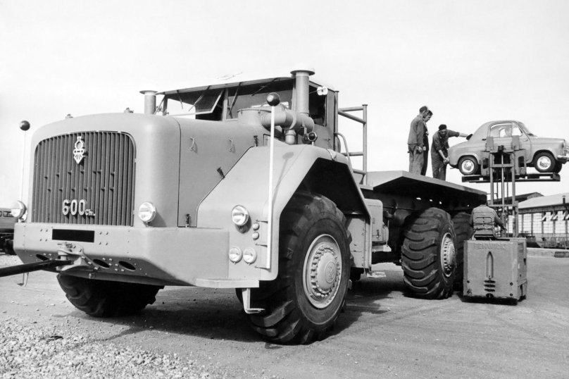 Berliet t100