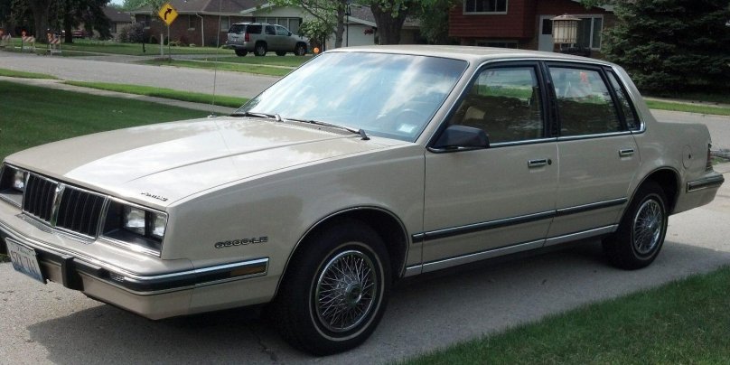 Pontiac 6000 1982