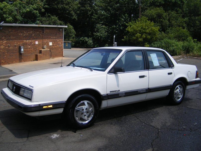 Понтиак седан 1989