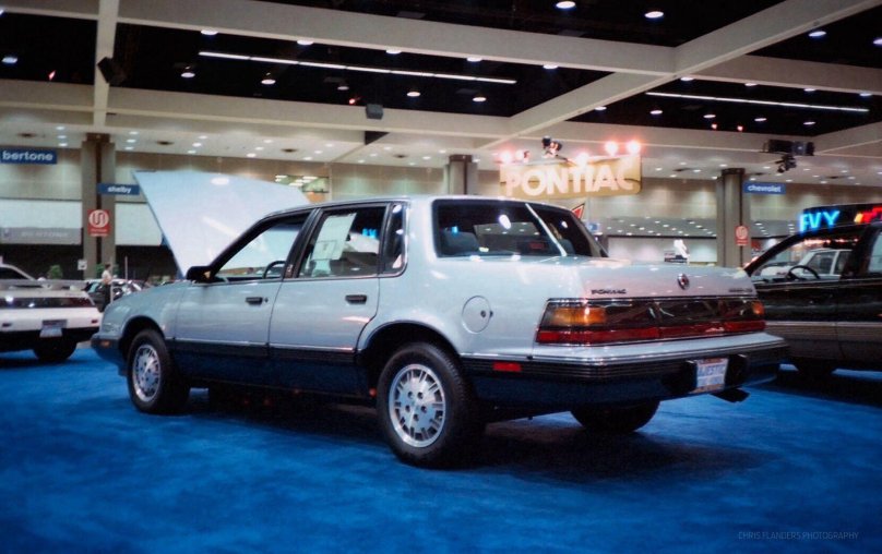 Понтиак 6000 Ste