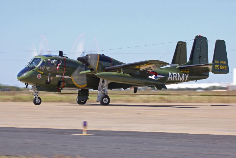 Самолёт ov-1c Mohawk