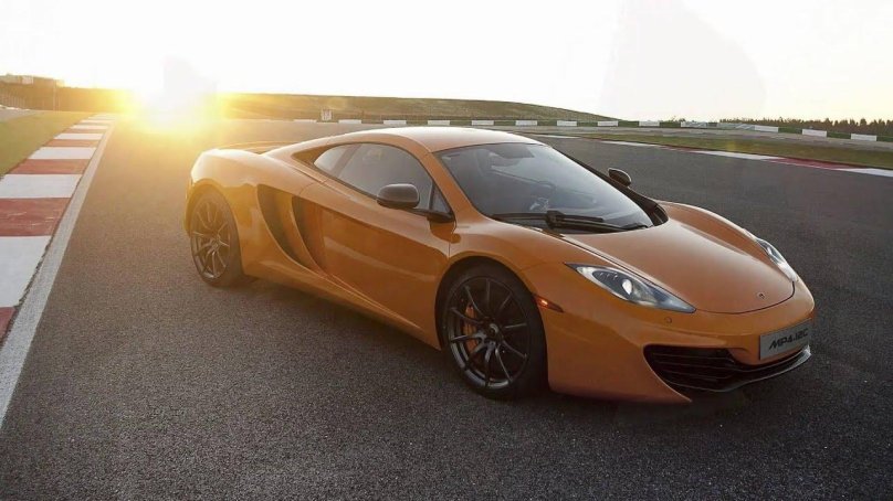 2011 MCLAREN 12c Coupe