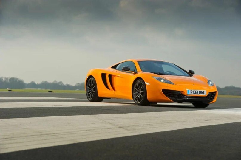 MCLAREN 12c Coupe