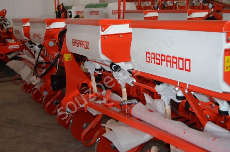 Сеялка Гаспардо 8 рядная дисковая