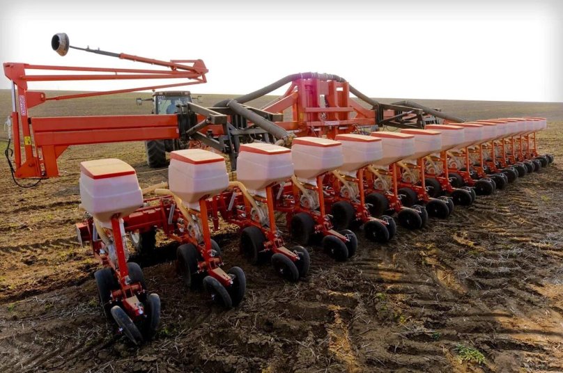 Пропашная сеялка Гаспардо 16 рядная