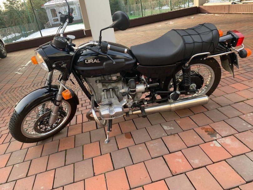 Урал Соло 650