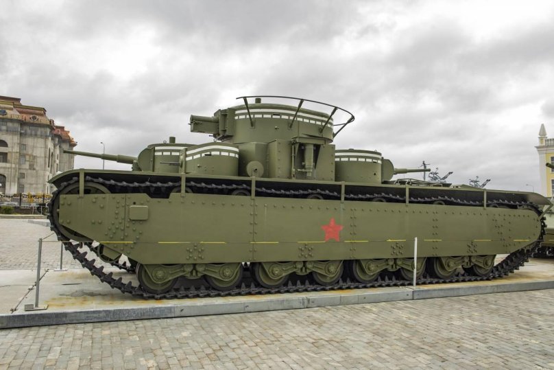 Тяжелый танк т-35