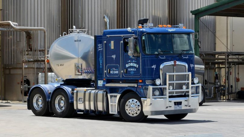 Тягач Kenworth k200