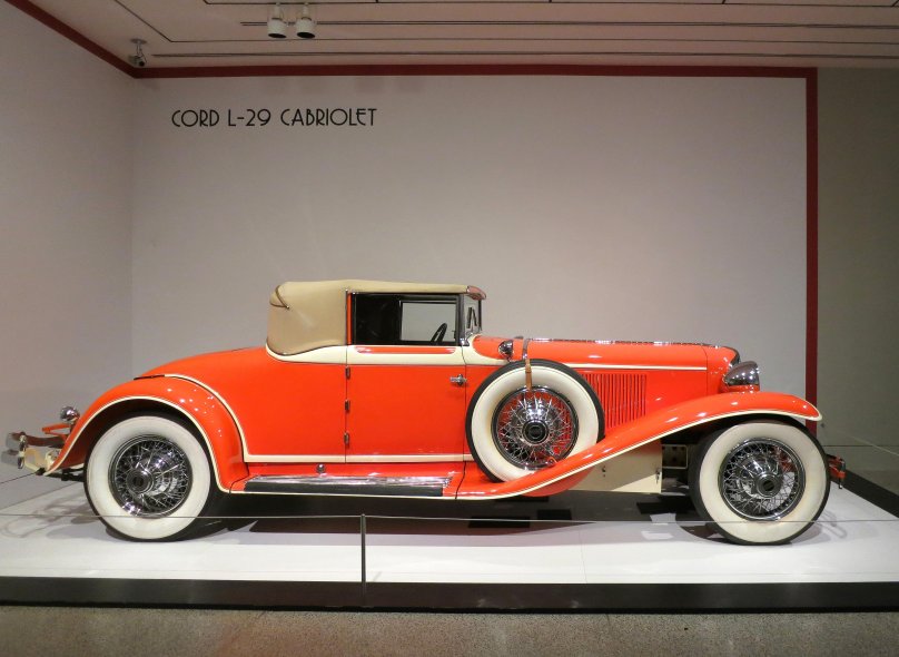 Auburn Cord Duesenberg