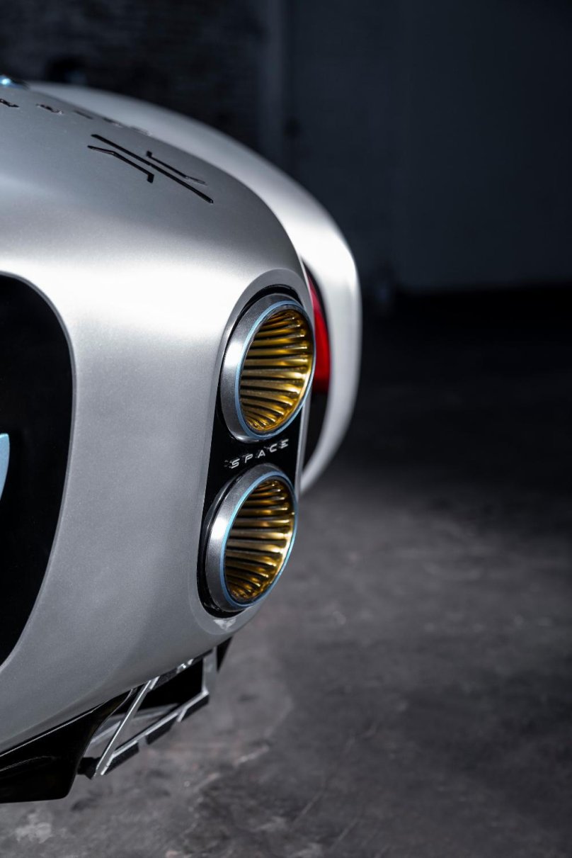 Hyperion машина x1