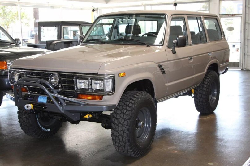 Toyota Land Cruiser fj60