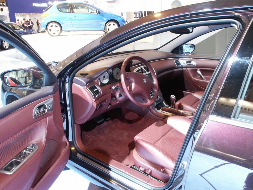 Peugeot 607 Interior
