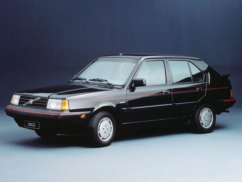 Volvo 360 седан