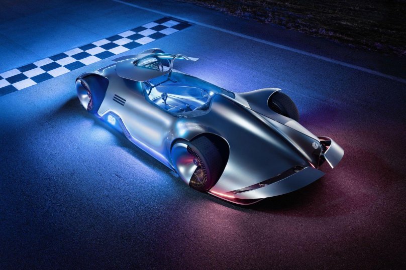 Мерседес Бенц Сильвер Лайтинг