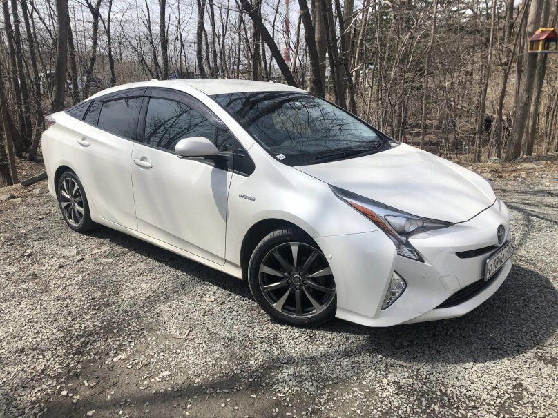 Prius 50 r17