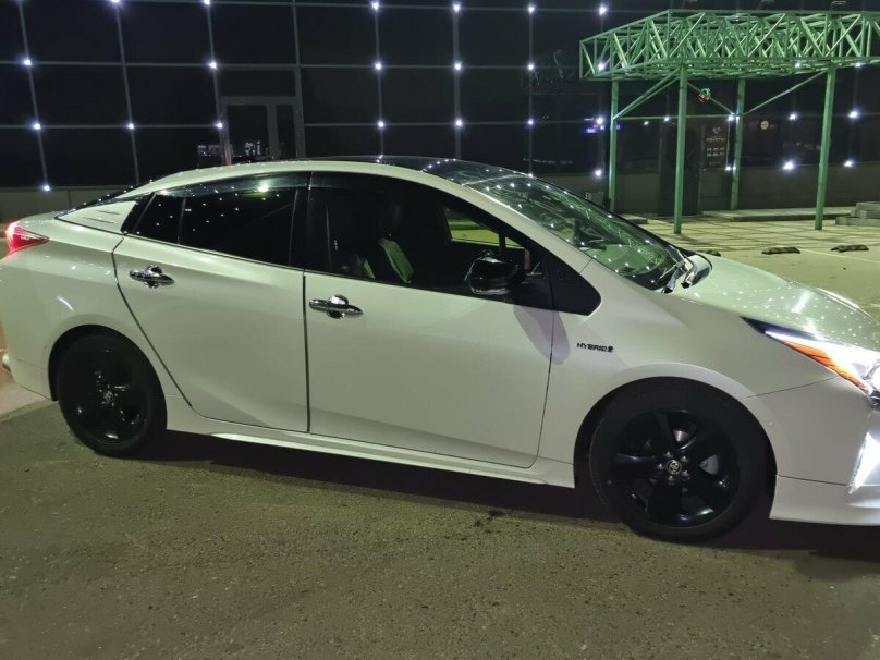 2х цветный Приус 30