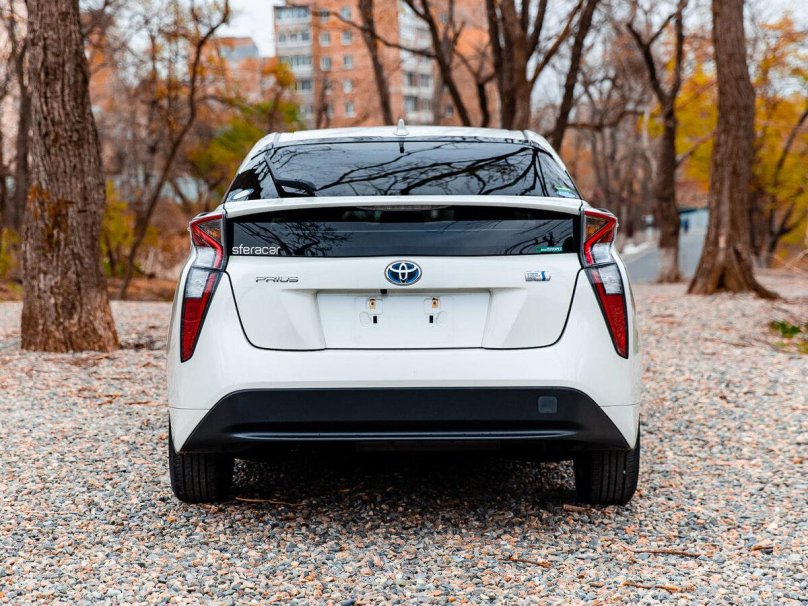 Коробка Приус 50 кузов