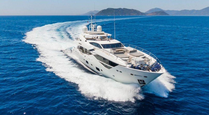 Sunseeker 65 Sport Yacht