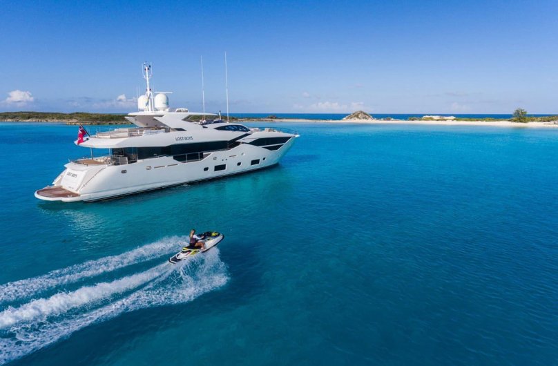 Мальдивы яхта Sunseeker