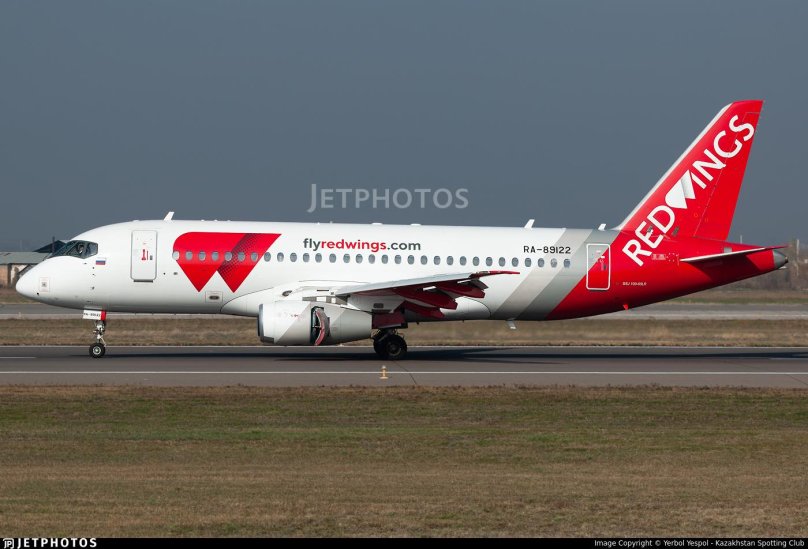 Суперджет 100 ред Вингс