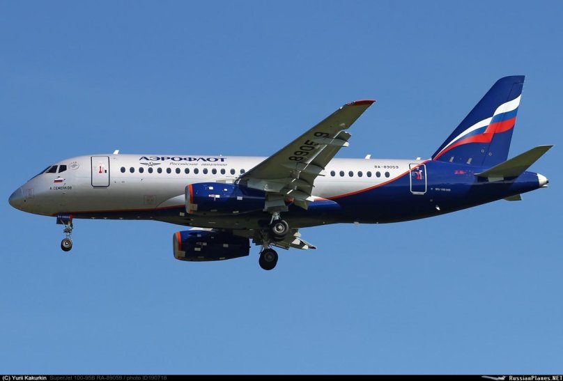 Superjet 100-95