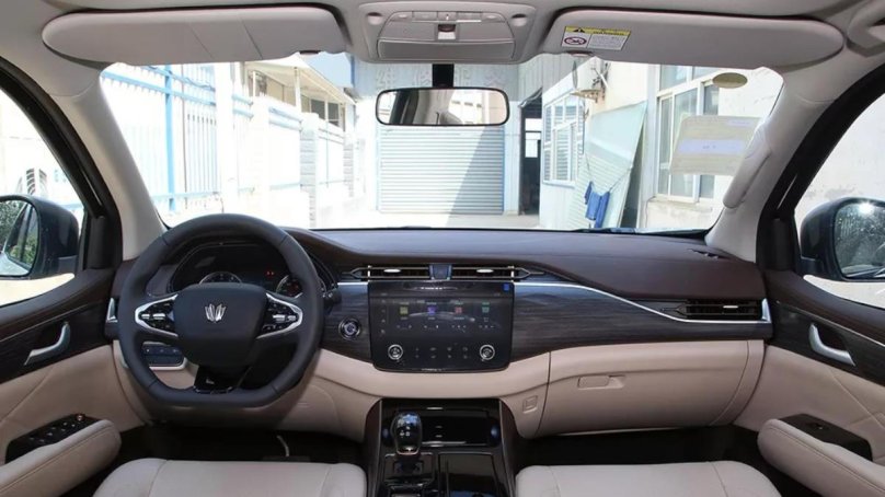 Oting Paladin Interior