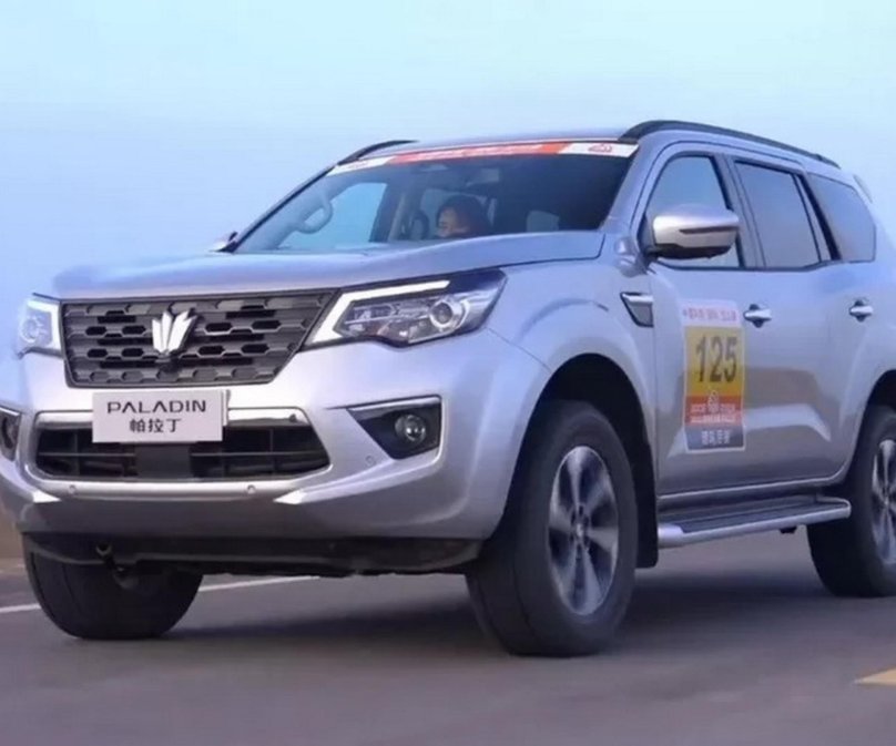 Ниссан Паладин 2023