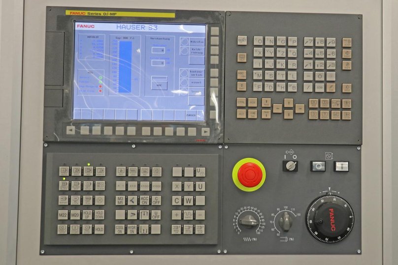 Пульт станка с ЧПУ Fanuc