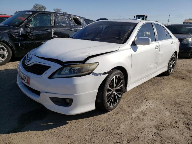 Toyota Camry история продажи