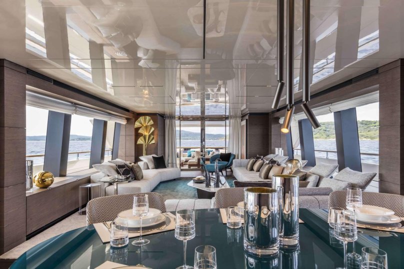 Yachts for sale 86 m Interior Layout