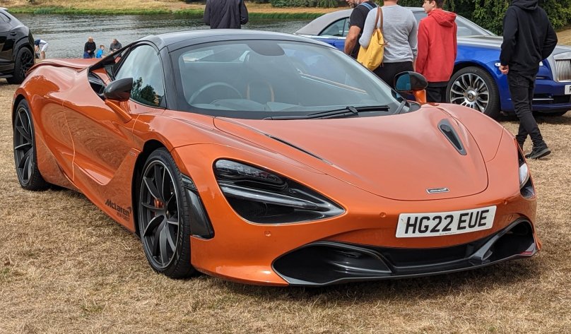 Макларен 2022