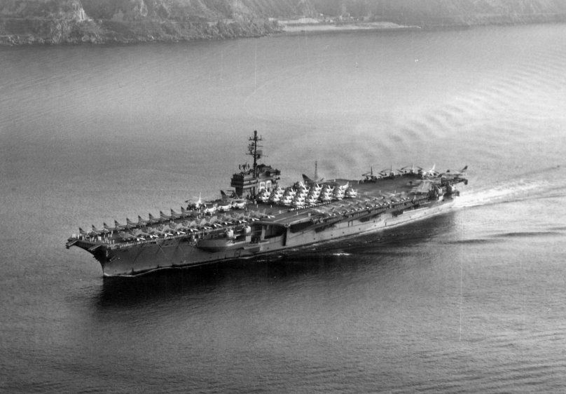 Saratoga авианосец