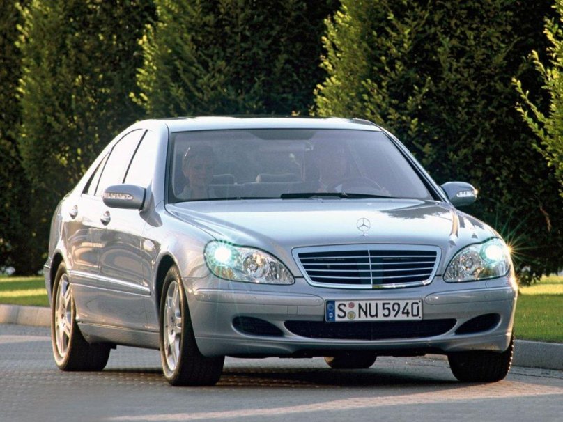 Мерседес s220 2005