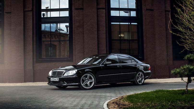 Mercedes Benz w220 AMG