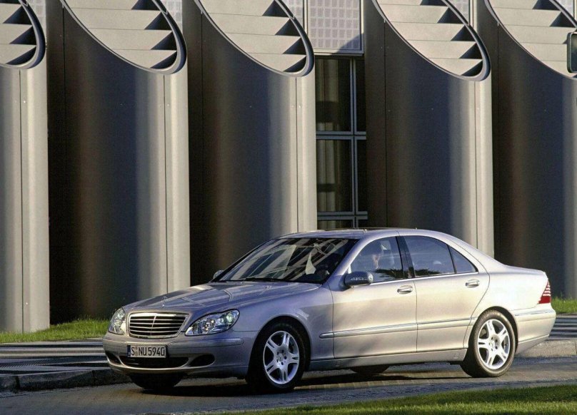 Mercedes Benz s class w220