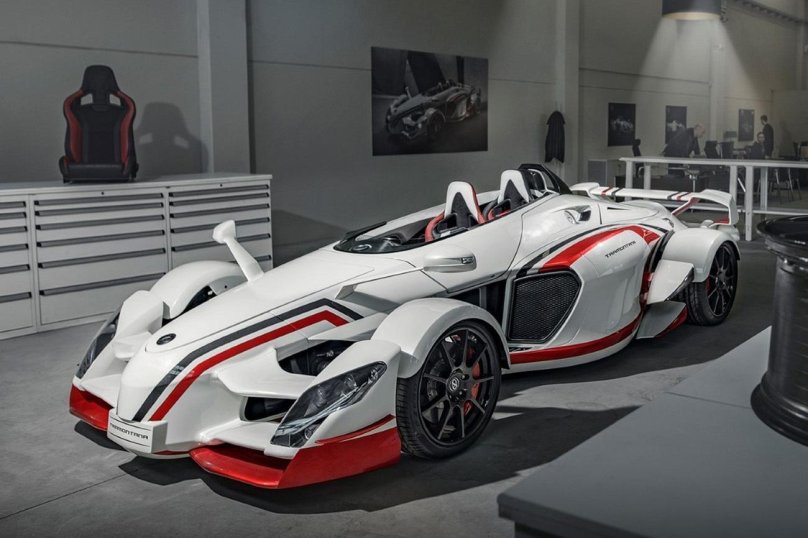 Tramontana автомобиль