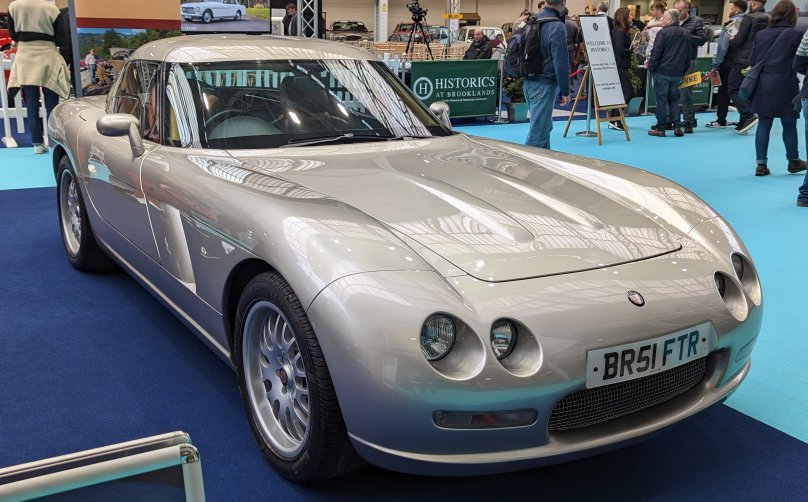 Bristol автомобиль