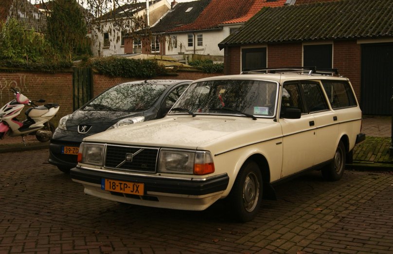 Volvo 240 1981