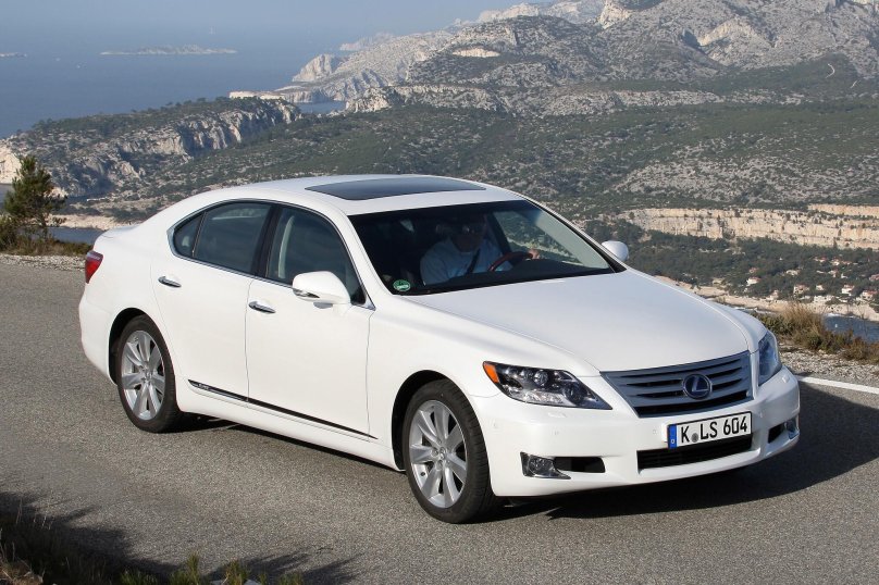 Лексус лс 600 h