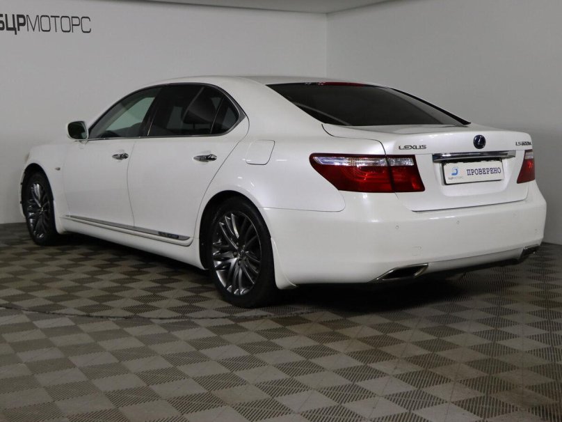 Лексус 600 гибрид