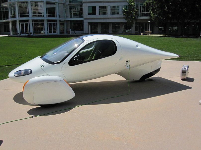 Aptera электромобиль