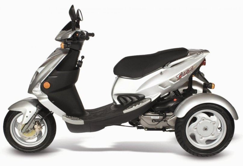 Скутер PGO tr3