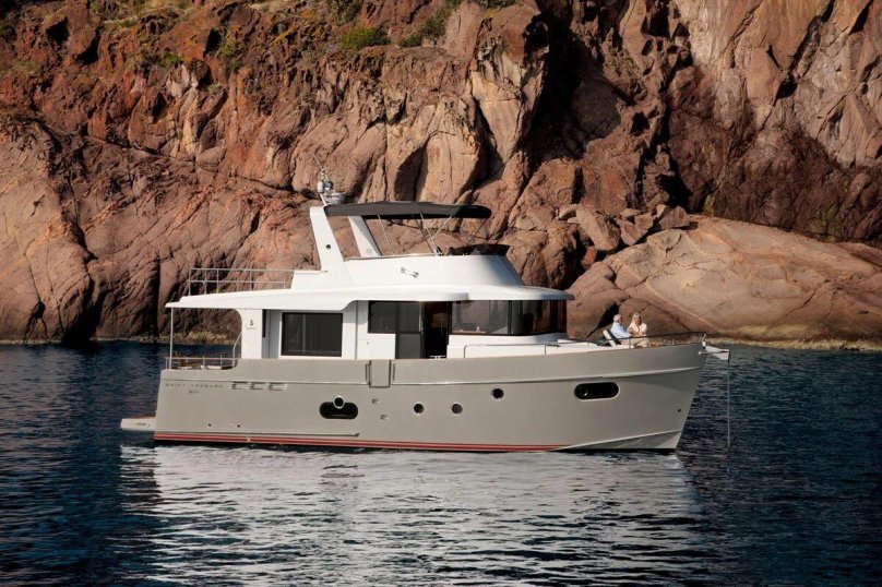Яхта Beneteau Swift Trawler 41