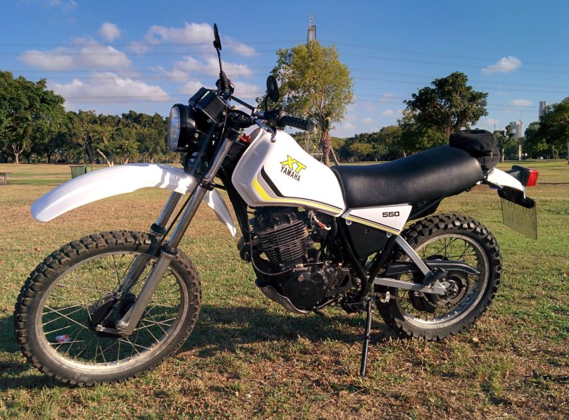 Yamaha xt560