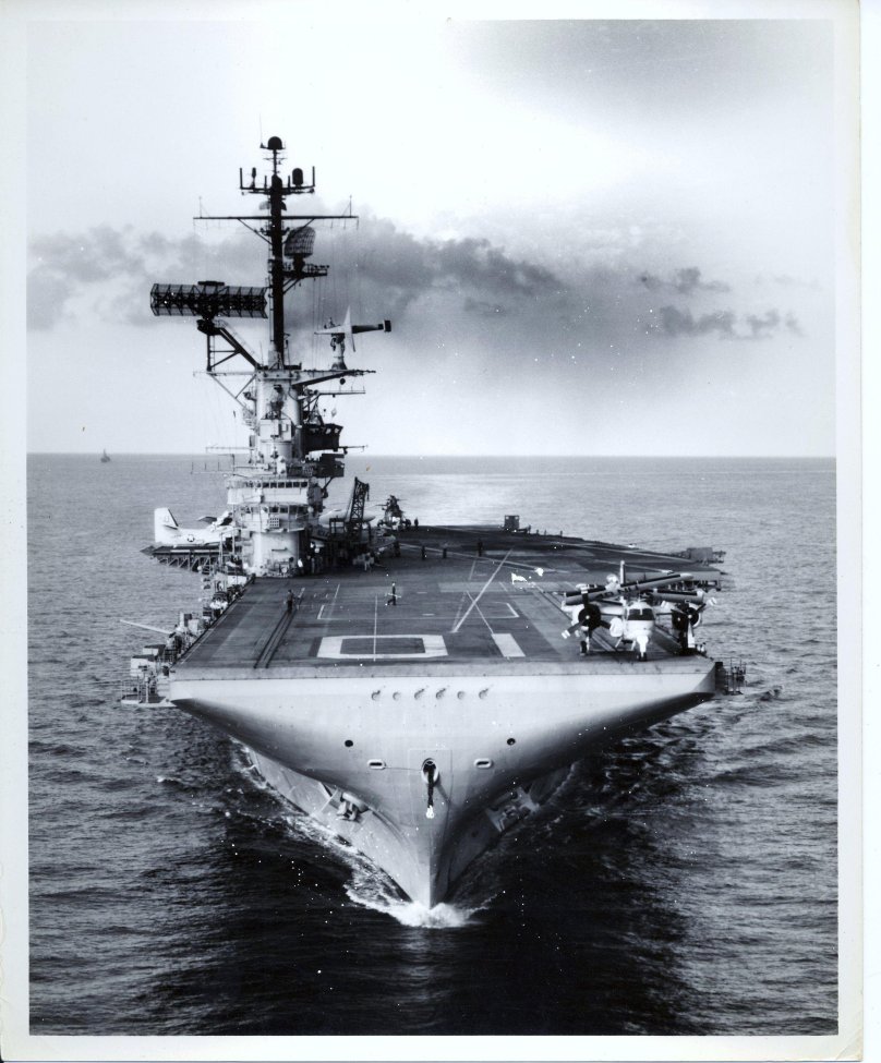 CV-10 «Йорктаун»