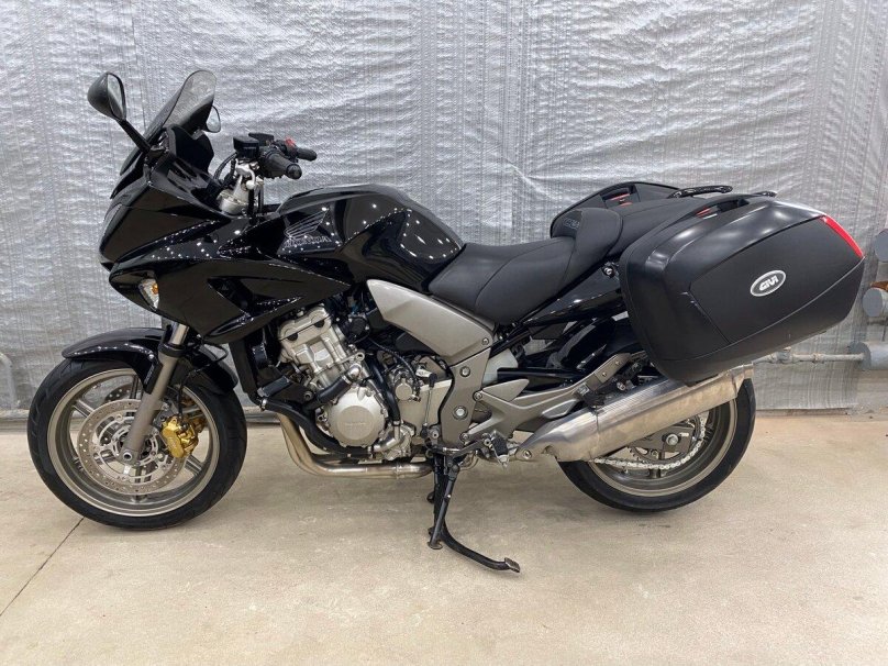 CBF 1000