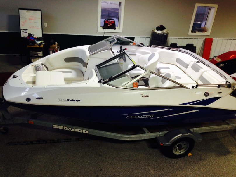 Катер BRP Sea-Doo Challenger 180