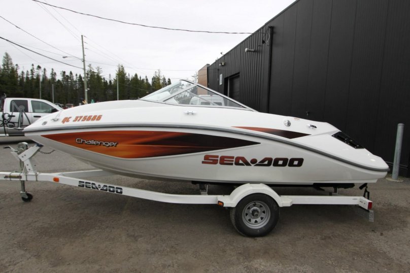 BRP Sea-Doo Challenger 230se