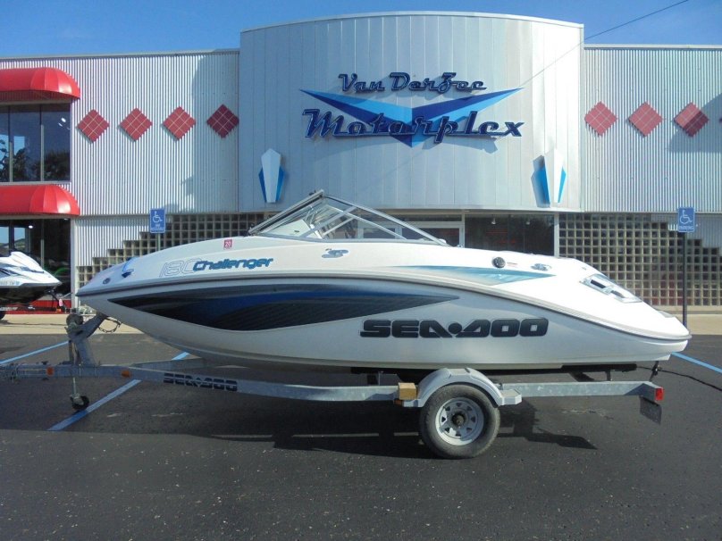 Катер Sea Doo Challenger